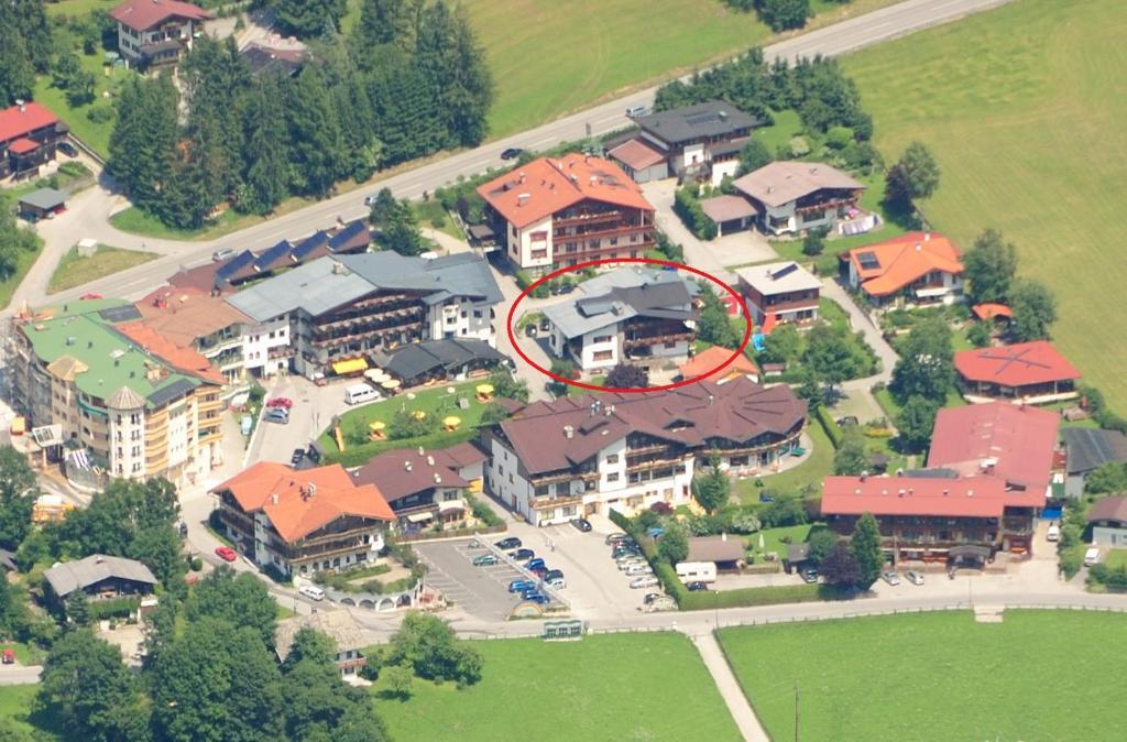 Gaestehaus Alpina マウラッハ エクステリア 写真
